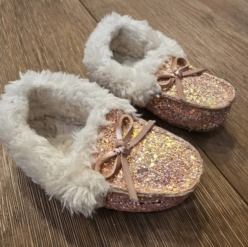 Toddler‎ slipper